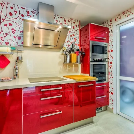 2 Bedroom With Pool In The Heart Of Puerto Banus Апартаменты Марбелья